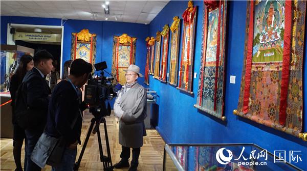 中国西藏扎西德勒摄影及非遗文创服饰展在蒙古国开幕