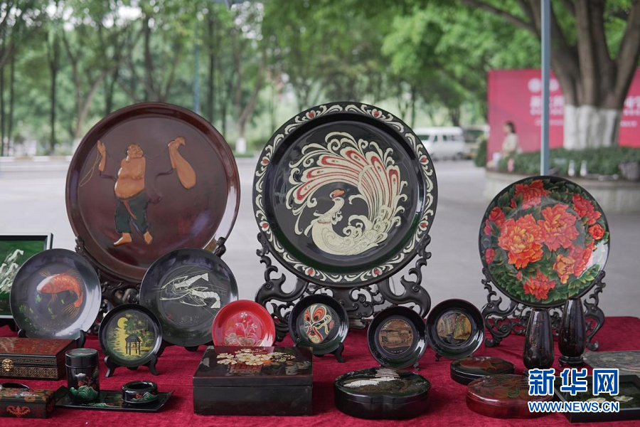 重庆非遗进校园让传统文化活起来