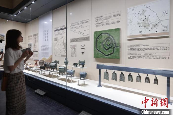 扬州中国大运河博物馆，展陈布置接近尾声。　泱波 摄